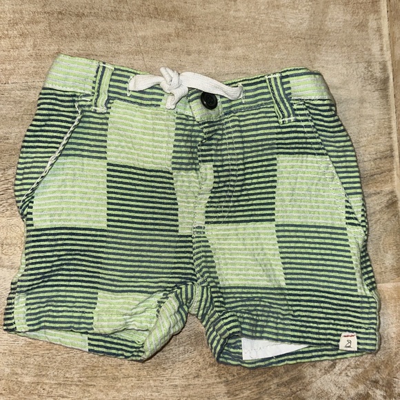 Me & Henry Other - (EUC) Toddler Me & Henry Shorts- Size: 2/3
